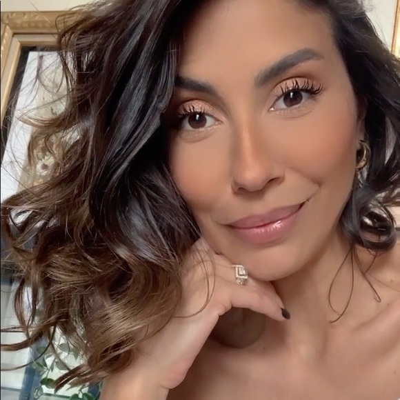 Meet your Posher, Rebeca - Picture 3 of 4